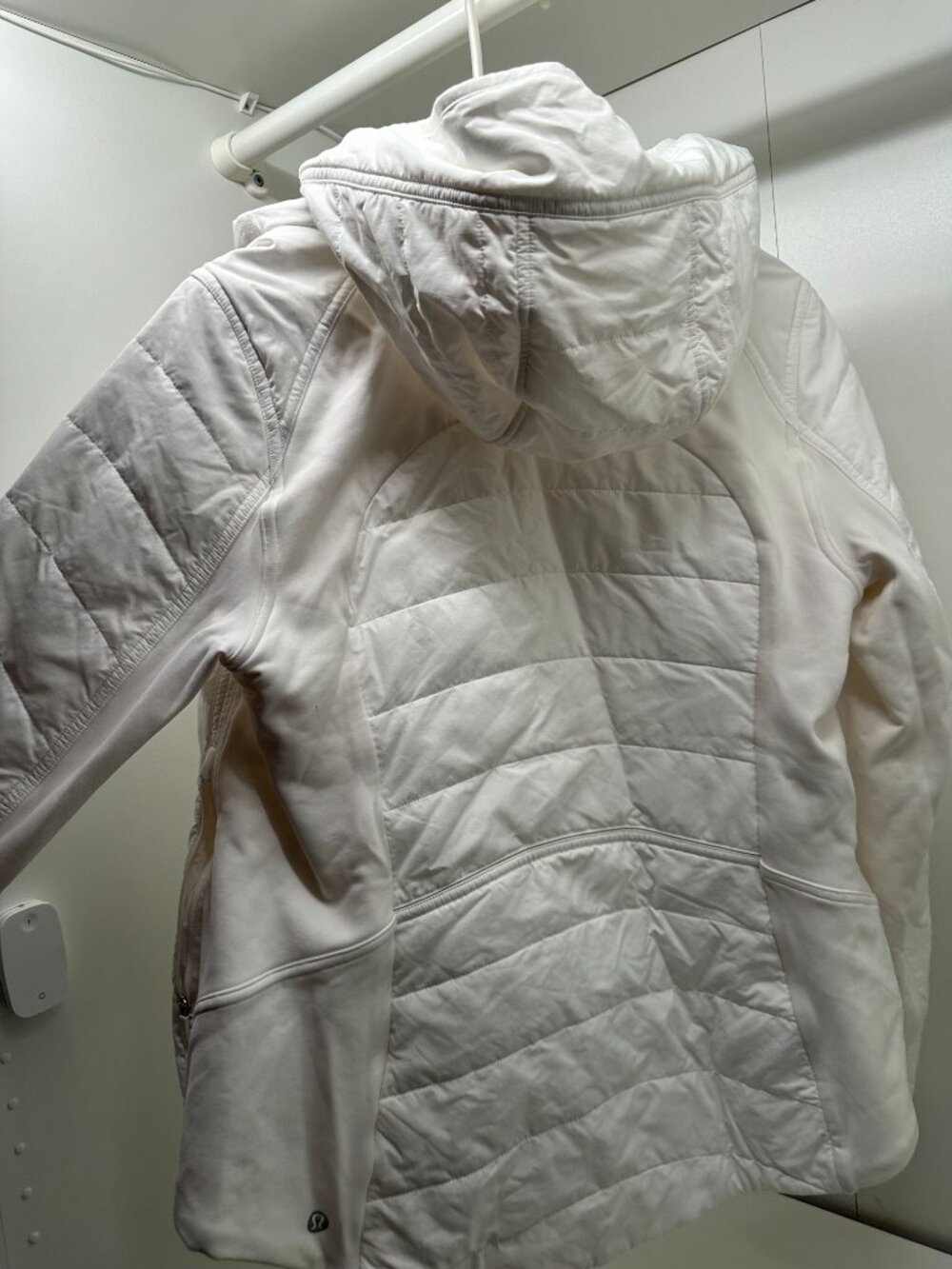 Lululemon Quilted Mixed Media Hooded Jacket Size 8 White Puffer Stretch Panels - Picture 5 of 7